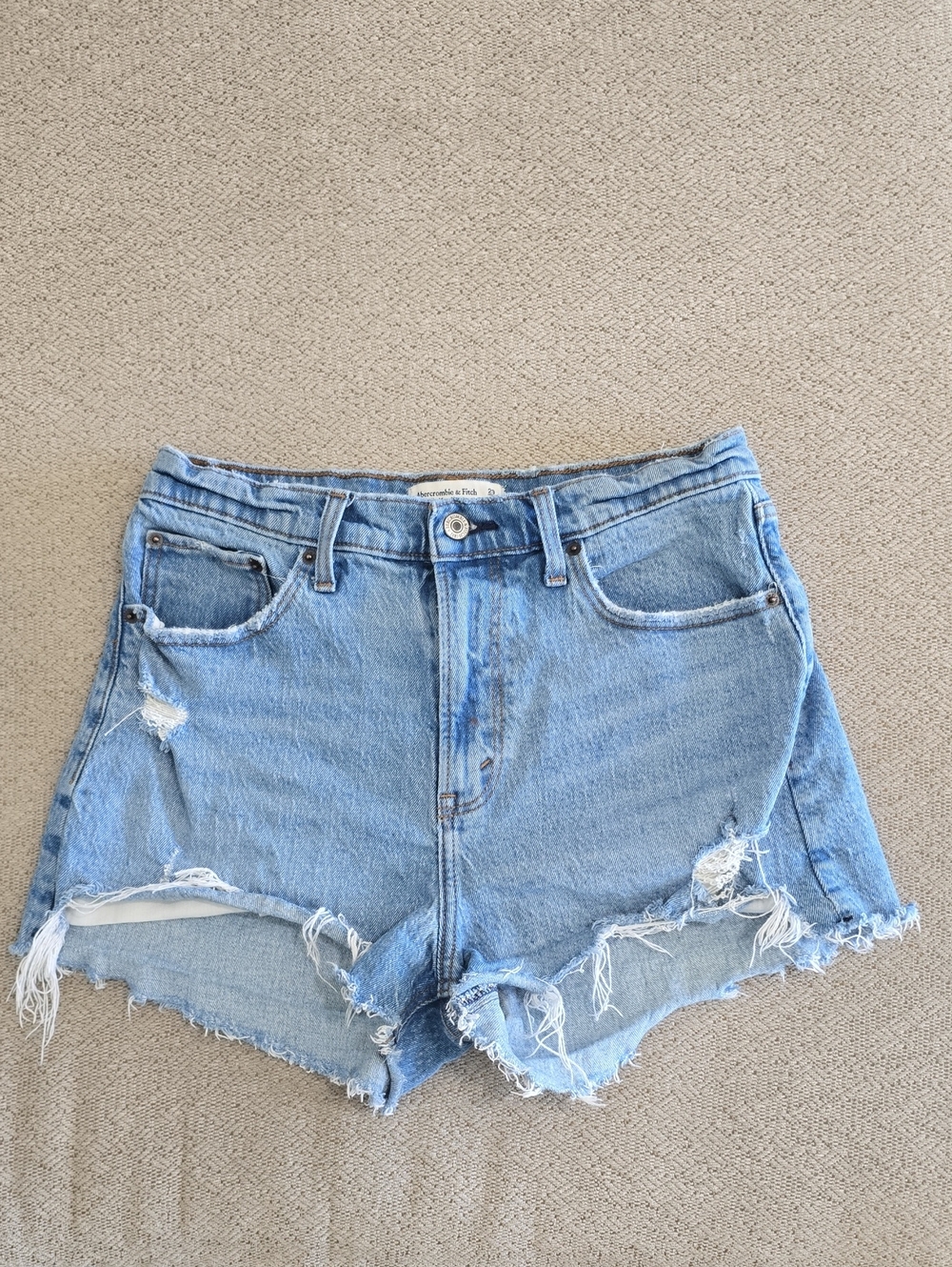 Abercrombie & Fitch The Mom High Rise Curve Love Shorts - Size 8/29